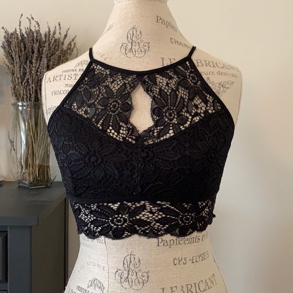Zenana Outfitters Black Lacefront Bralette - Picture 1 of 7